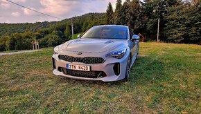 Kia Stinger GT 3.3 4x4 272kW 2018 - 3