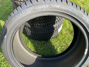 Zimní pneumatiky GoodYear 235/40/R19 - 3