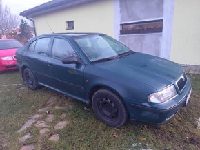 Prodám pěkné zachovalé auto Škoda Octavia 1,6 Mpi - 3