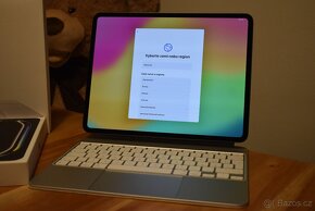 Apple iPad Pro 13" (2024) 256gb + Magic Keyboard (2024) - 3