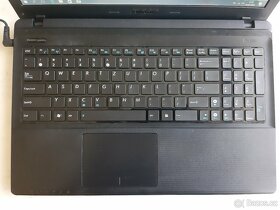 ASUS X55U-SX018 - 3