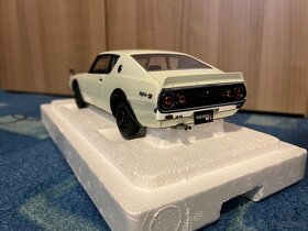 AUTOart Nissan Skyline 2000GT-R KPGC110 1:18 - 3