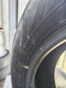 235/60R17 Pneu Pirelli Letní - 3