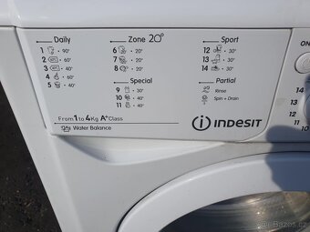 PRACKA INDESIT,BOCNI PLNENI,4KG,ZANOVNI,DISPLEJ - 3