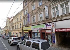 Prodejní prostor centrum s novou výlohou a vst. dveřmi - TP - 3