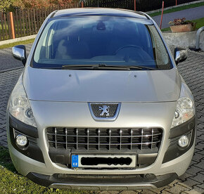 Peugeot 3008 benzín, tažné, tempomat - 3