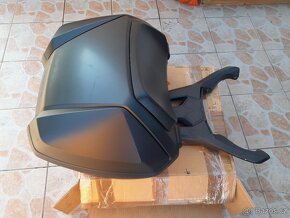 Kufr i s drzakem Honda Forza 125 /350 - 3