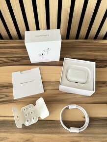 Apple AirPods Pro 2 (USB-C) - 3