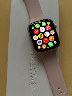 Hodinky Apple Watch series 7 / 45 mm stříbrná - 3