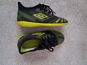 Sálovky Umbro vel. 32 - 3