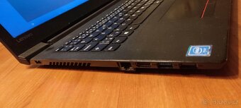 15,4" notebook plně funkční (baterie OK), vhodný na interne - 3