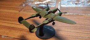 Kovový model Lockheed P-38J Lightning, 1/72 - 3