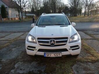 Mercedes Benz GL 350 CDI 4MATIC Grand Edition - 3