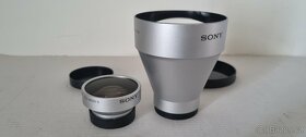 Objektivy Sony - 3