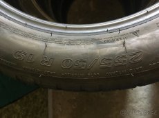 Prodám 2ks 235/55 R19 101Y a 2ks 255/50 R19 103Y Michelin - 3