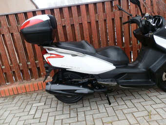 Kymco Downtown 300i - 3