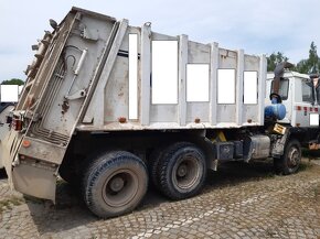 Nákladní automobil Tatra 815 - dávkovač sypkých příměsí - 3