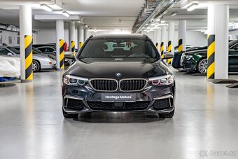 BMW M550d xDrive Touring, M-Technic, HUD, dověry... - 3