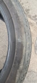 Bridgestone 245/45 R19 - 3