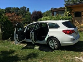 Náhradní díly Opel Astra J Sports Tourer 2015 - 3