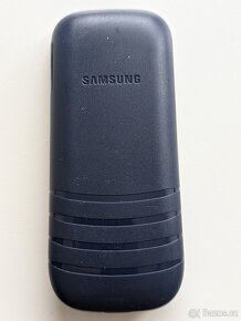 Prodám 2x tel. samsung - 3