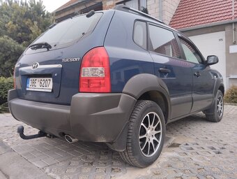 Hyundai Tuscon 2.0i 4x2 - 3