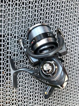 Naviják Daiwa Nzon 5000 S-CP na feeder jako nový - 3