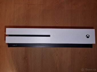 Prodám herní konzoli Xbox One S 1TB v super stavu - 3