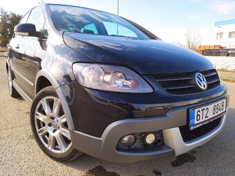 Volkswagen Golf Plus CROSS 2.0TDi - 3