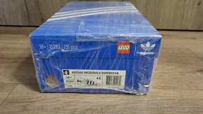 LEGO Creator Expert 10282  - Adidas Originals Superstar - 3