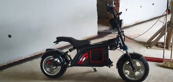 Elektricka kolobežka skůtr choper 4000wat, Baterie  40ah/60v - 3