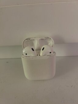 AirPods 2 generace - 3