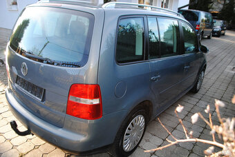 VW TOURAN 2.0TDi 103kW - 7 míst - tažné zařízení - 3