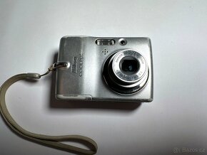 Nikon Coolpix L10 - Retro - 3