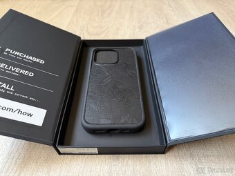 Obal Dbrand Grip Case (iPhone 16 Pro) + Dark Circuit skin - 3