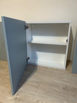 Policové skříně Ikea Besta 60x20x64 cm, dvířka lesklá - 3 ks - 3