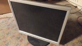 LCD monitor 17" - 3