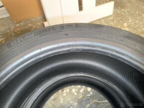 Pneu Barum Bravuris 3HM 235/45 R17 94Y - 3