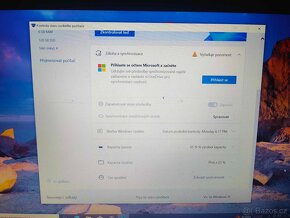 LENOVO V310/ i3-7100U / 4GB RAM / 128GB SSD+1TB HDD / Win 10 - 3