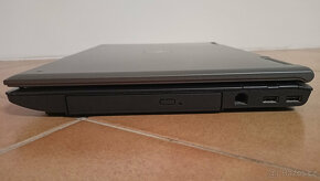 Fujitsu Siemens Esprimo Mobile D9500 - 3