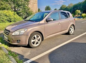 Kia Ceed 1.4. 16V. 80kw 2007 - 3