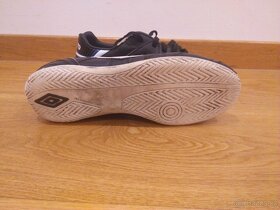 Sálové boty Umbro vel. 40,5 - 3