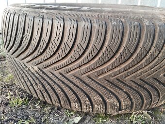 Dva kusy pneumatik 215/55 R16 zimní - 3