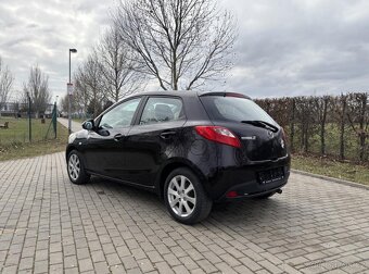 Mazda 2 1.3 Independence, 124tkm, benzín, klimatizace - 3