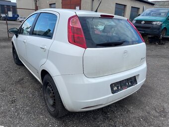 Fiat Punto 2008, 1.2i - 3