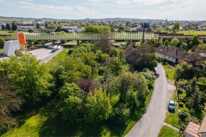 REZERVACE - Prodej stavebního pozemku o velikosti v Holicích - 3