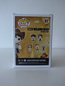 Funko Pop Carl (#97) - 3