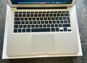 Apple Macbook Air 13" 2017 / 128 GB / 8GB + Magic Mouse - 3