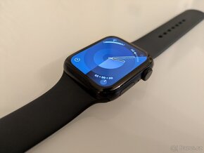 Apple watch SE 2. Gen. 44mm černé - 3