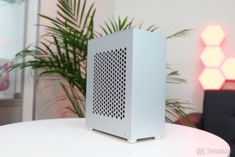 Herní PC - Ryzen 5 5600X / 32GB / 1TB / RTX 4060 8GB - 3